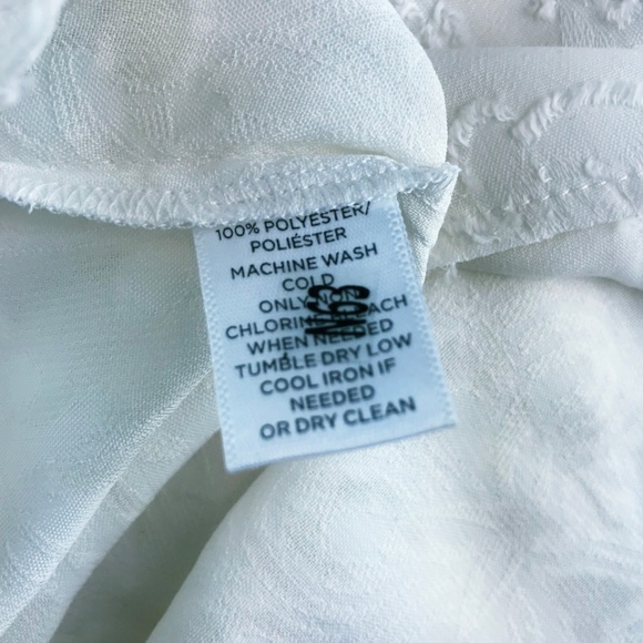 NWT ~ LOFT ~ Blouse - Picture 7 of 7